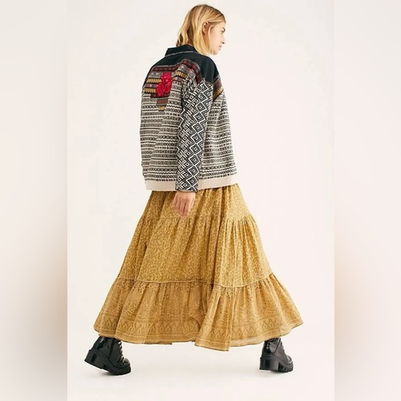 Rare Free People Love Test Mixed Media Denim Embroidered Rose Jacket - Picture 3 of 3